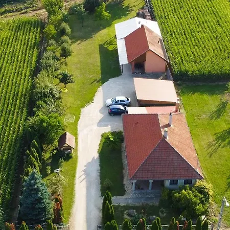 Monika Apartman Holiday home Zalaszabar