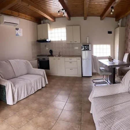 Holiday home Monika Apartman